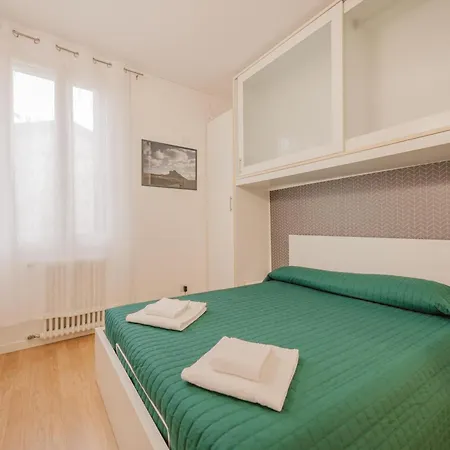 Appartamento Casa Falco - 15 Min Dalla Stazione E Dal Centro *