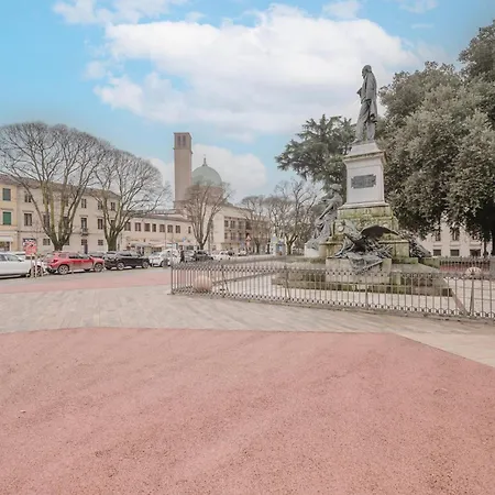 Appartamento Casa Falco - 15 Min Dalla Stazione E Dal Centro