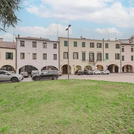 Casa Falco - 15 Min Dalla Stazione E Dal Centro *