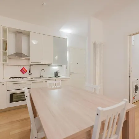 Apartman Casa Falco - 15 Min Dalla Stazione E Dal Centro *