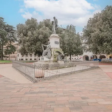 Casa Falco - 15 Min Dalla Stazione E Dal Centro